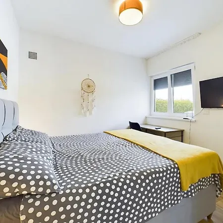 Gugioli Bambiol House For Family Apartment